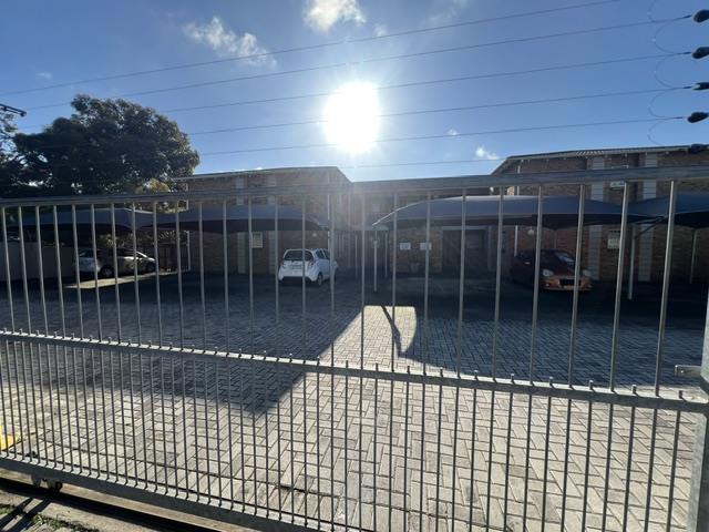 1 Bedroom Property for Sale in Walmer Eastern Cape